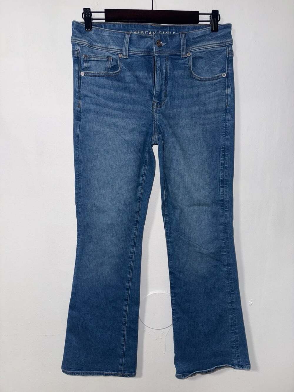 American Eagle Kick Boot Size 8 Short Jeans